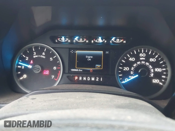 2016 Ford F-150 XLT with VIN 1FTFX1EFXGFA83792, listed as a IAAI auction lot 41034017 with 166,995 mi miles. Bid and sale history available at carsss.com. Image 7.