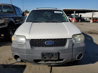 2006 Ford Escape XLT with VIN 1FMYU93Z96KC27346, listed as a Copart auction lot 88162585 with 0 mi miles and Clean Title. Bid and sale history available at carsss.com. Image 5.