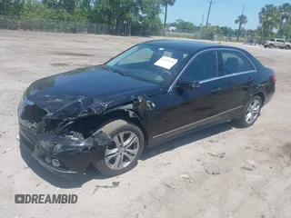 2010 Mercedes-Benz E 350 Luxury with VIN WDDHF5GB9AA129958, listed as a IAAI auction lot 42029530 with 106,531 mi miles and . Bid and sale history available at carsss.com. Image 2.