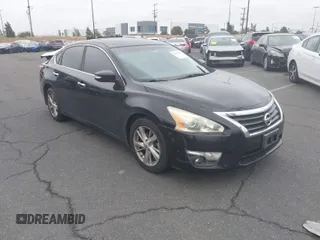 2015 Nissan Altima SV with VIN 1N4AL3AP6FC277466, listed as a IAAI auction lot 42042276 with 118,806 mi miles and . Bid and sale history available at carsss.com. Image 1.