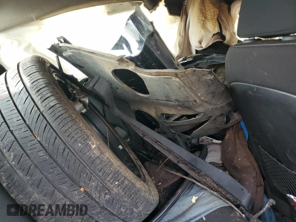 2019 Kia Forte S z VIN 3KPF34AD7KE056733, wystawiony jako Copart lot #54431675 z przebiegiem Nie podano mil oraz Szkoda całkowita • Salvage title. Historia ofert i sprzedaży dostępna na DreamBid. Obrazek 12.