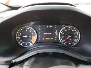 2018 Jeep Renegade Latitude z VIN ZACCJABBXJPH46742, wystawiony jako Copart lot #52825265 z przebiegiem 122 055 mil mil oraz Szkoda całkowita • Salvage title. Historia ofert i sprzedaży dostępna na DreamBid. Obrazek 9.