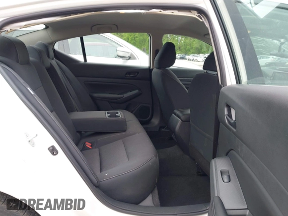 2025 Nissan Altima SV with VIN 1N4BL4DV0SN375282, listed as a IAAI auction lot 42149701 with 5,020 mi miles and . Bid and sale history available at DreamBid. Image 8.