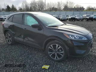 2022 Ford Escape SE Hybrid with VIN 1FMCU9BZ5NUA08253, listed as a Copart auction lot 44142425 with 36,038 mi miles and Salvage Title. Bid and sale history available at carsss.com. Image 4.