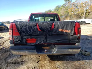 1996 Dodge 1500 z VIN 3B7HC13YXTG136928, wystawiony jako Copart lot #83470244 z przebiegiem 137 366 mil mil oraz Szkoda całkowita • Salvage title. Historia ofert i sprzedaży dostępna na DreamBid. Obrazek 6.