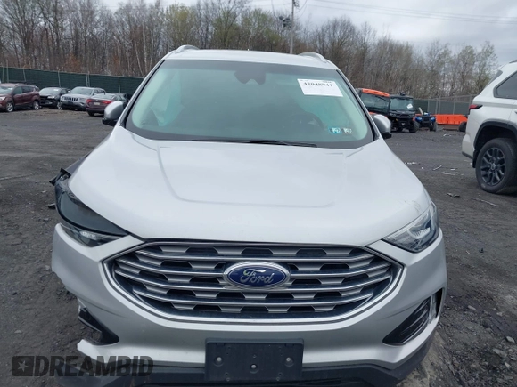2019 Ford Edge Titanium with VIN 2FMPK4K95KBB55619, listed as a IAAI auction lot 42048941 with 89,999 mi miles. Bid and sale history available at carsss.com. Image 12.
