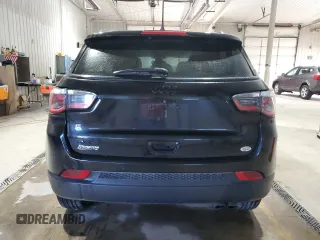 2019 Jeep Compass Limited z VIN 3C4NJDCB2KT761500, wystawiony jako Copart lot #58350265 z przebiegiem 50 934 mil mil oraz Szkoda całkowita • Salvage title. Historia ofert i sprzedaży dostępna na DreamBid. Obrazek 6.