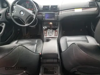 2005 BMW 3 Series 330i with VIN WBAEV53415KM42569, listed as a Copart auction lot 82333804 with 195,594 mi miles and Salvage Title. Bid and sale history available at carsss.com. Image 8.