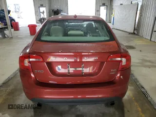 2011 Volvo S60 z VIN YV1902FH7B2011191, wystawiony jako Copart lot #56367285 z przebiegiem 152 581 mil mil oraz Szkoda całkowita • Salvage title. Historia ofert i sprzedaży dostępna na DreamBid. Obrazek 6.