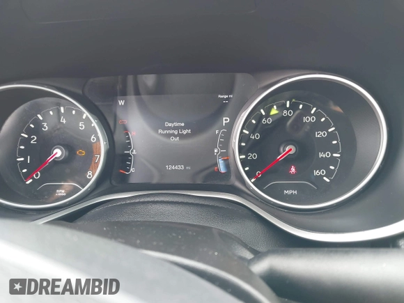2018 Jeep Compass Latitude z VIN 3C4NJDBBXJT104122, wystawiony jako IAAI lot #41946947 z przebiegiem 124 433 mil mil oraz . Historia ofert i sprzedaży dostępna na DreamBid. Obrazek 7.