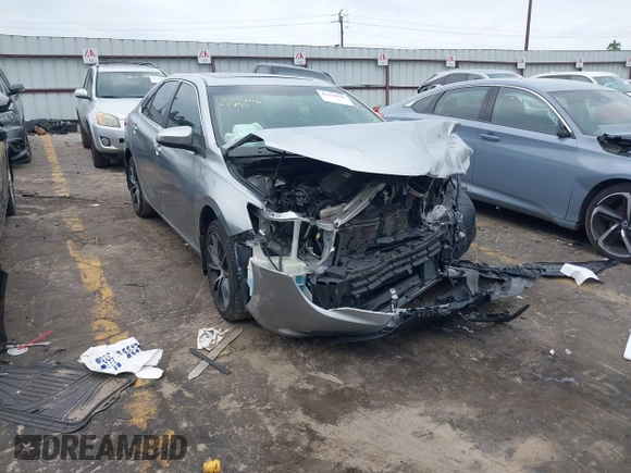 2017 Toyota Camry XLE z VIN 4T1BF1FK0HU436644, wystawiony jako IAAI lot #42134920 z przebiegiem 136 917 mil mil oraz . Historia ofert i sprzedaży dostępna na DreamBid. Obrazek 1.
