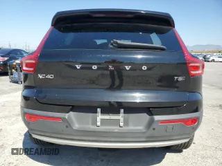 2019 Volvo XC40 Momentum z VIN YV4162UK3K2110085, wystawiony jako Copart lot #54075235 z przebiegiem 32 305 mil mil oraz Szkoda całkowita • Salvage title. Historia ofert i sprzedaży dostępna na DreamBid. Obrazek 6.