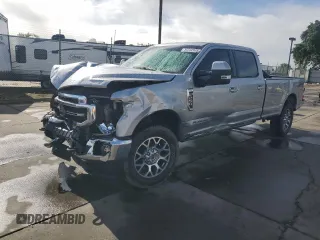 2022 Ford F-250 XL z VIN 1FT7W2BT2NED75527, wystawiony jako Copart lot #56592935 z przebiegiem 53 934 mil mil oraz Szkoda całkowita • Salvage title. Historia ofert i sprzedaży dostępna na DreamBid. Obrazek 1.