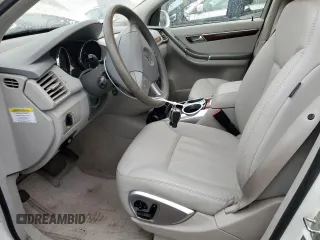 2006 Mercedes-Benz R 5.0L with VIN 4JGCB75E46A035448, listed as a Copart auction lot 72066324 with 110,647 mi miles and Clean Title. Bid and sale history available at carsss.com. Image 7.