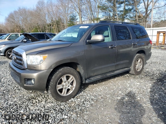 2013 Toyota Sequoia SR5 with VIN 5TDBY5G1XDS091827, listed as a Copart auction lot 49946315 with 19,586 mi miles and Clean Title. Bid and sale history available at carsss.com. Image 1.