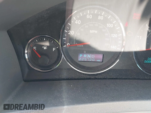 2005 Jeep Grand Cherokee Limited with VIN 1J8HR58N35C722387, listed as a IAAI auction lot 42229342 with 229,720 mi miles and . Bid and sale history available at DreamBid. Image 7.