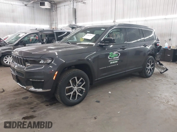 2025 Jeep Grand Cherokee Limited with VIN 1C4RJKBG3S8634319, listed as a IAAI auction lot 41817917 with 523 mi miles and . Bid and sale history available at DreamBid. Image 2.