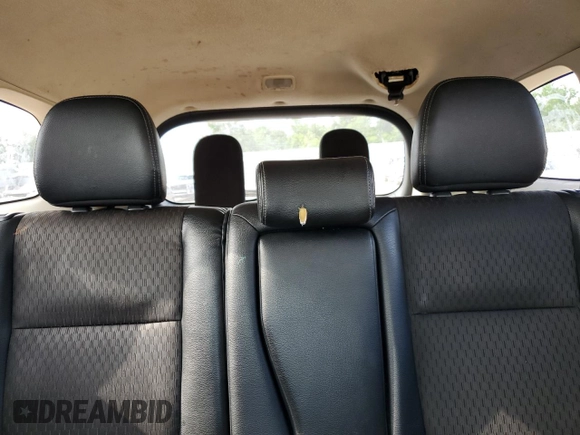 2015 Mitsubishi Outlander SE z VIN JA4AD3A36FZ010050, wystawiony jako Copart lot #56275555 z przebiegiem 171 045 mil mil oraz Szkoda całkowita • Salvage title. Historia ofert i sprzedaży dostępna na DreamBid. Obrazek 10.