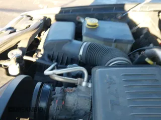 2007 Jeep Grand Cherokee Limited с VIN 1J8HR58N77C590043, выставлен на аукционе IAAI как лот 41215585 с пробегом 255 625 миль миль и . История ставок и продаж доступна на DreamBid. Изображение 16.