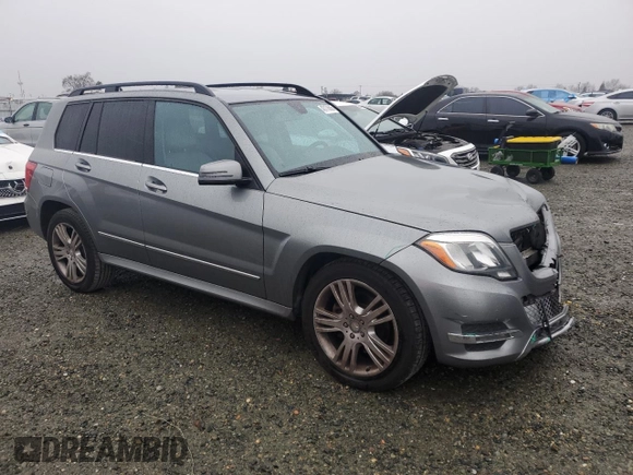 2013 Mercedes-Benz GLK 250 with VIN WDCGG0EB4DG150916, listed as a Copart auction lot 43178685 with 188,000 mi miles and Salvage Title. Bid and sale history available at DreamBid. Image 4.