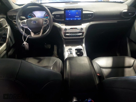 2022 Ford Explorer XLT with VIN 1FMSK8DH4NGB25448, listed as a Copart auction lot 53880595 with 61,705 mi miles and Salvage Title. Bid and sale history available at DreamBid. Image 8.