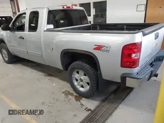2013 Chevrolet Silverado 1500 LT with VIN 1GCRKSE73DZ328002, listed as a IAAI auction lot 41842745 with 124,496 mi miles and . Bid and sale history available at DreamBid. Image 3.