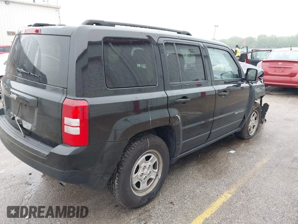 2016 Jeep Patriot Sport with VIN 1C4NJRBB4GD551671, listed as a IAAI auction lot 42322700 with 157,497 mi miles and . Bid and sale history available at DreamBid. Image 4.