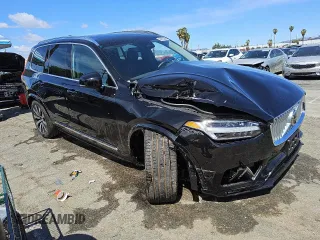 2025 Volvo XC90 Plus with VIN YV4062PE2S1335900, listed as a Copart auction lot 51378125 with 3,423 mi miles and Clean Title. Bid and sale history available at DreamBid. Image 4.