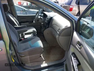2005 Toyota Sienna CE with VIN 5TDZA23C15S237882, listed as a IAAI auction lot 41988071 with 223,490 mi miles. Bid and sale history available at carsss.com. Image 5.