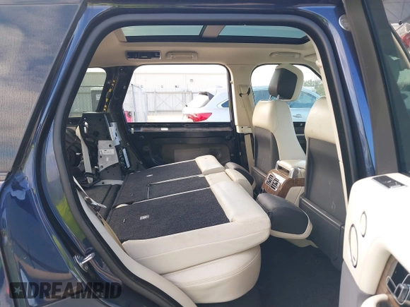 2019 Land Rover Range Rover с VIN SALGS2RE7KA542043, выставлен на аукционе IAAI как лот 41091478 с пробегом 39 073 миль миль и . История ставок и продаж доступна на DreamBid. Изображение 8.