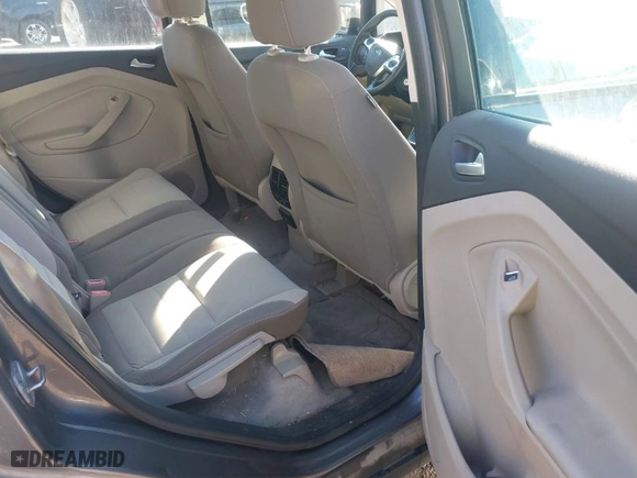 2013 Ford C-Max Hybrid SE with VIN 1FADP5AU6DL544072, listed as a IAAI auction lot 41798270 with 203,489 mi miles. Bid and sale history available at carsss.com. Image 8.