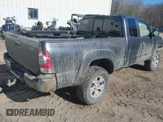 2009 Toyota Tacoma with VIN 5TEUU42N69Z670462, listed as a IAAI auction lot 41908357 with 208,430 mi miles. Bid and sale history available at carsss.com. Image 4.