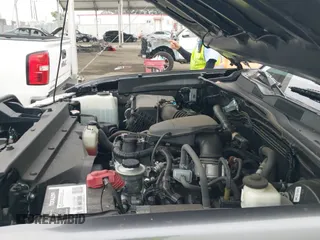 2019 Toyota Tacoma SR с VIN 5TFSX5EN3KX070947, выставлен на аукционе IAAI как лот 42743768 с пробегом 76 882 миль миль и . История ставок и продаж доступна на DreamBid. Изображение 20.