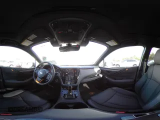 2025 Subaru Outback Wilderness z VIN 4S4BTGUD0S3167493, wystawiony jako IAAI lot #42242997 z przebiegiem 2 214 mil mil oraz . Historia ofert i sprzedaży dostępna na DreamBid. Obrazek 18.