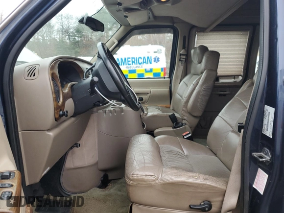 2001 Ford Econoline Cargo Recreational with VIN 1FDPE24L51HB59174, listed as a Copart auction lot 84857404 with 129,690 mi miles and Salvage Title. Bid and sale history available at DreamBid. Image 7.