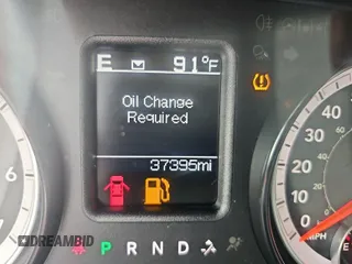 2023 Ram 1500 Tradesman z VIN 3C6JR6DTXPG671738, wystawiony jako IAAI lot #42090317 z przebiegiem 37 392 mil mil oraz . Historia ofert i sprzedaży dostępna na DreamBid. Obrazek 1.