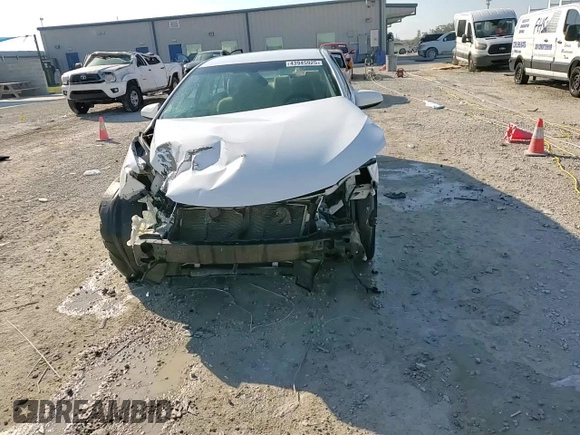 2016 Toyota Camry XLE with VIN 4T1BF1FK0GU999255, listed as a Copart auction lot 43945925 with 38,928 mi miles and Salvage Title. Bid and sale history available at DreamBid. Image 15.