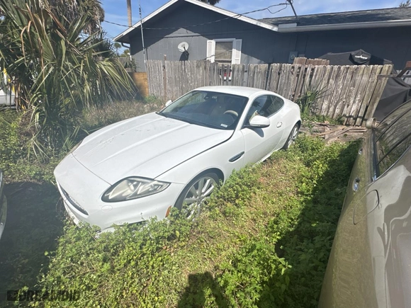 2012 Jaguar XK with VIN SAJWA4FB1CLB46292, listed as a Copart auction lot 49501055 with NaN miles and Clean Title. Bid and sale history available at carsss.com. Image 2.