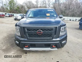 2024 Nissan Titan Pro-4X z VIN 1N6AA1ED3RN116454, wystawiony jako Copart lot #43611905 z przebiegiem 8 563 mil mil oraz Szkoda całkowita • Salvage title. Historia ofert i sprzedaży dostępna na DreamBid. Obrazek 5.