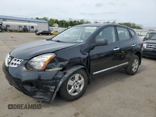 2015 Nissan Rogue S z VIN JN8AS5MV9FW260988, wystawiony jako Copart lot #82910494 z przebiegiem 104 086 mil mil oraz Szkody całkowita. Historia ofert i sprzedaży dostępna na DreamBid. Obrazek 1.