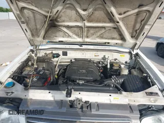 2002 Isuzu Trooper S with VIN JACDS58X427J11007, listed as a IAAI auction lot 42258021 with 190,192 mi miles and . Bid and sale history available at DreamBid. Image 10.