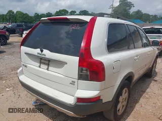 2007 Volvo XC90 I6 with VIN YV4CZ982X71351769, listed as a IAAI auction lot 42177331 with 272,008 mi miles and . Bid and sale history available at DreamBid. Image 4.