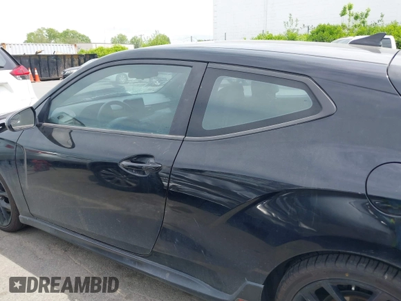 2019 Hyundai Veloster Turbo z VIN KMHTH6AB4KU011518, wystawiony jako IAAI lot #42037553 z przebiegiem 134 250 mil mil oraz . Historia ofert i sprzedaży dostępna na DreamBid. Obrazek 14.