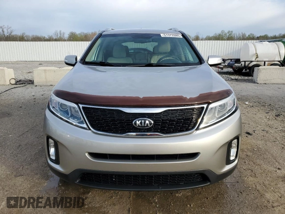 2015 Kia Sorento LX with VIN 5XYKTCA65FG551810, listed as a Copart auction lot 51372085 with 85,377 mi miles and Salvage Title. Bid and sale history available at DreamBid. Image 5.
