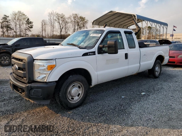 2012 Ford Super Duty F-250 SRW XL with VIN 1FT7X2A63CEC50204, listed as a Copart auction lot 50722595 with 166,843 mi miles and Clean Title. Bid and sale history available at carsss.com. Image 1.