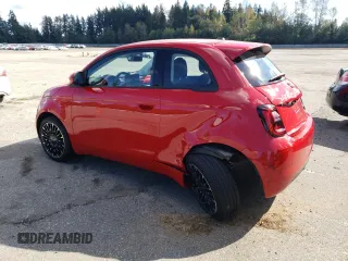 2024 FIAT 500e INSPI(RED) with VIN ZFAFFAA44RX204389, listed as a Copart auction lot 72464234 with 612 mi miles and Salvage Title. Bid and sale history available at carsss.com. Image 2.