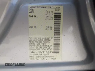 2015 Nissan Altima 2.5 z VIN 1N4AL3AP6FN919785, wystawiony jako IAAI lot #42408330 z przebiegiem 101 555 mil mil oraz . Historia ofert i sprzedaży dostępna na DreamBid. Obrazek 9.