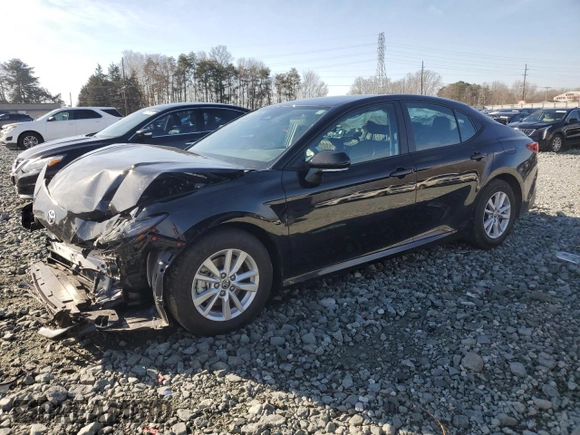 2025 Toyota Camry LE with VIN 4T1DAACK1SU533001, listed as a Copart auction lot 43747945 with 9,236 mi miles and Salvage Title. Bid and sale history available at DreamBid. Image 1.