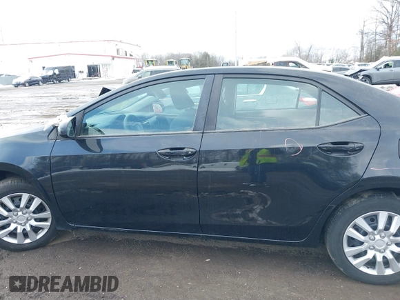 2018 Toyota Corolla L z VIN 5YFBURHE0JP801312, wystawiony jako IAAI lot #41235233 z przebiegiem 92 340 mil mil oraz . Historia ofert i sprzedaży dostępna na DreamBid. Obrazek 14.