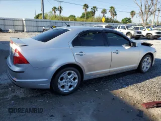 2010 Ford Fusion SE with VIN 3FAHP0HAXAR104868, listed as a Copart auction lot 50083395 with 40,116 mi miles and Salvage Title. Bid and sale history available at carsss.com. Image 3.